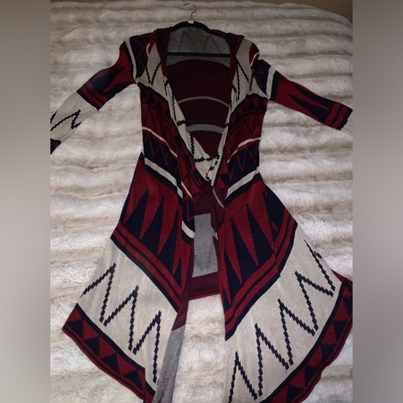 One World cardigan - Picture 1 of 2